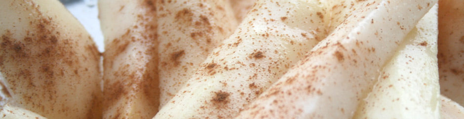 Caramelised Pears & Blackcurrant Topped with Clotted Cream – Roots & Wings Organic